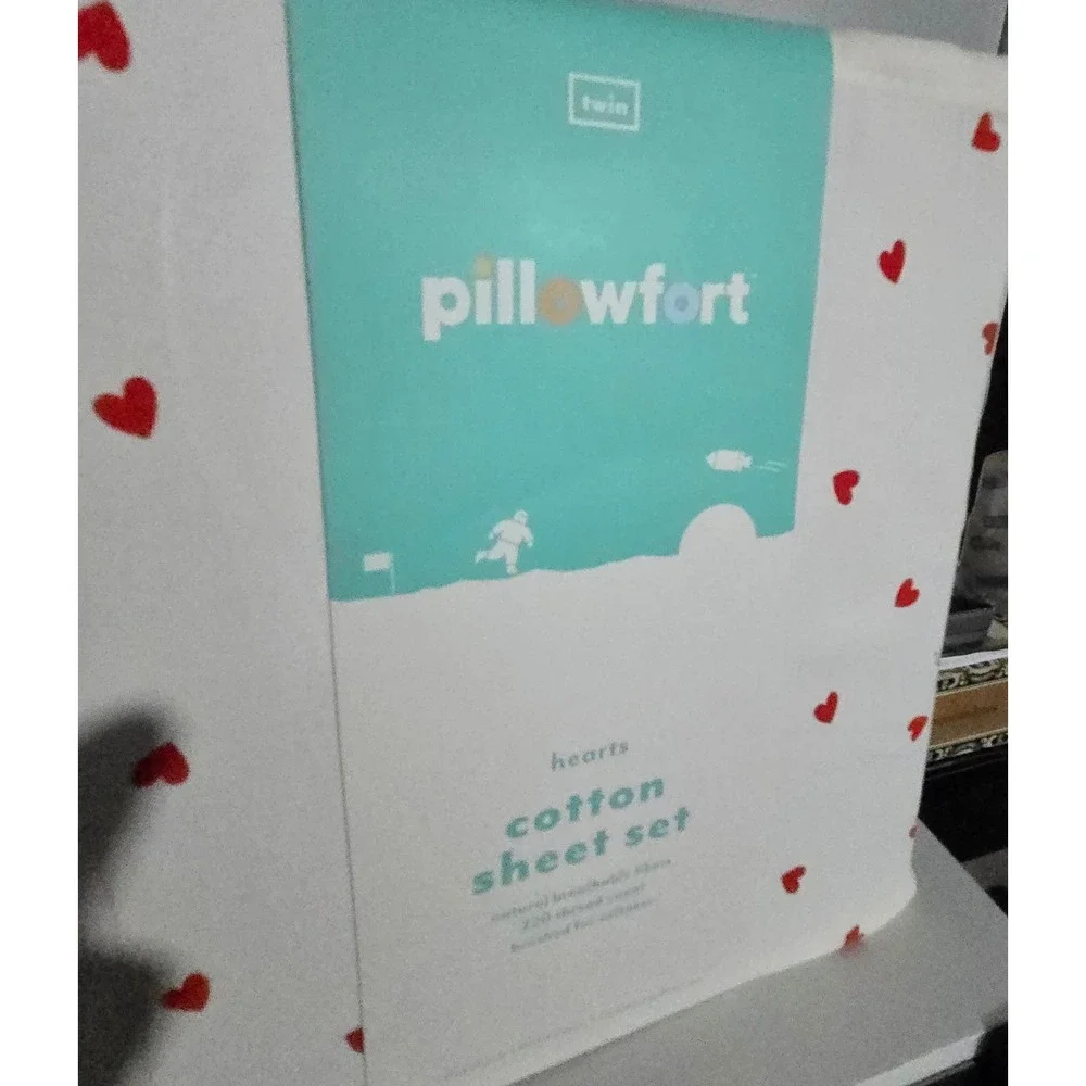 Pillowfort Twin Cotton Sheet Set Red Hearts White 220 Thread Count 3 Piece New